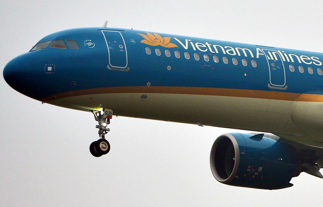 Vietnam Airlines tạm dừng khai thác các đường bay giữa Việt Nam và Hàn Quốc để ứng phó với dịch COVID-19 - Ảnh 1.