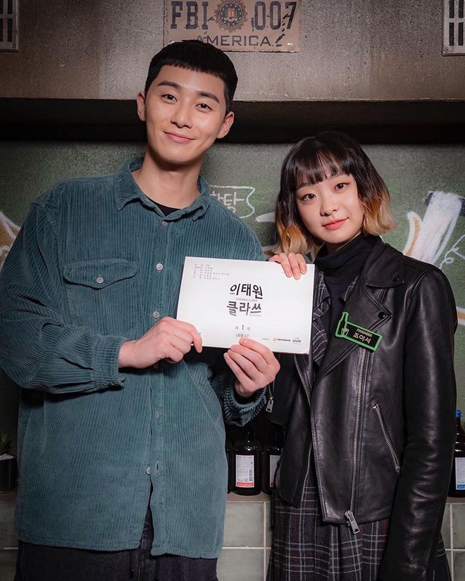 Park Seo Joon giải đáp câu hỏi vạn người tò mò về nhan sắc của điên nữ Kim Da Mi, nghe xong muốn ngất vì quá ngọt! - Ảnh 10.