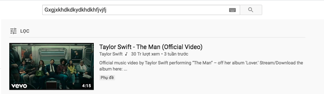 Không ai chơi lại Taylor Swift: Gõ dòng caption ba lăng nhăng, 1 năm sau fan rảnh quá tìm kiếm trên YouTube, lại cho ra kết quả là MV The Man? - Ảnh 2.