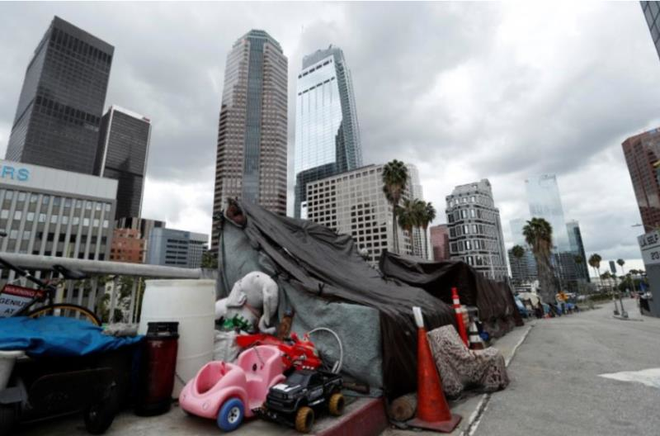 Covid-19: Mỹ phong tỏa bang California, hơn 100.000 người vô gia cư gặp khó  - Ảnh 1.