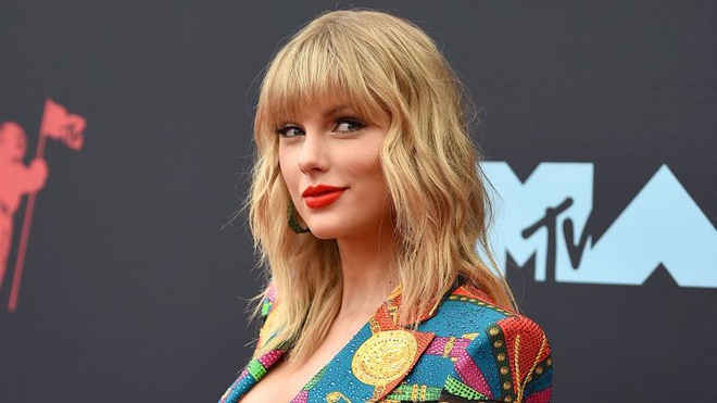 Taylor Swift and 4 years of escaping the scandalous drama: Her career seemed to be submerged, but instead it flourished with a series of records that only Miss Americana could achieve - Photo 10.