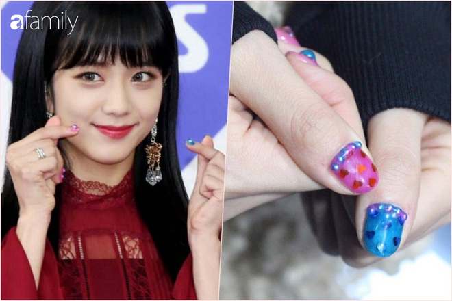 Jisoo rất chăm làm mấy kiểu nail nhí nhảnh dễ thương vô đối, càng nhìn càng thấy cưng xỉu - Ảnh 2.