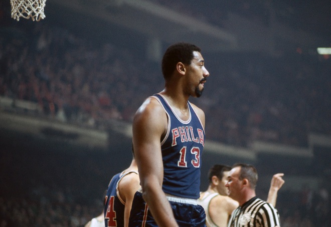 Wilt Chamberlain, LeBron James và top 10 màn chào sân ấn tượng nhất lịch sử NBA - Ảnh 10.