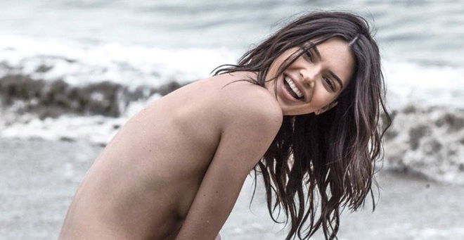 2 siêu mẫu thế hệ mới hot nhất thế giới và sở thích nghiện hở: Bella mê khoe vòng 1, Kendall Jenner nude luôn 100% - Ảnh 4.