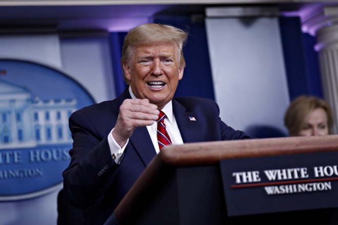 Covid-19: Tổng thống Trump tuy&ecirc;n bố thảm họa tại 3 bang - Ảnh 1.