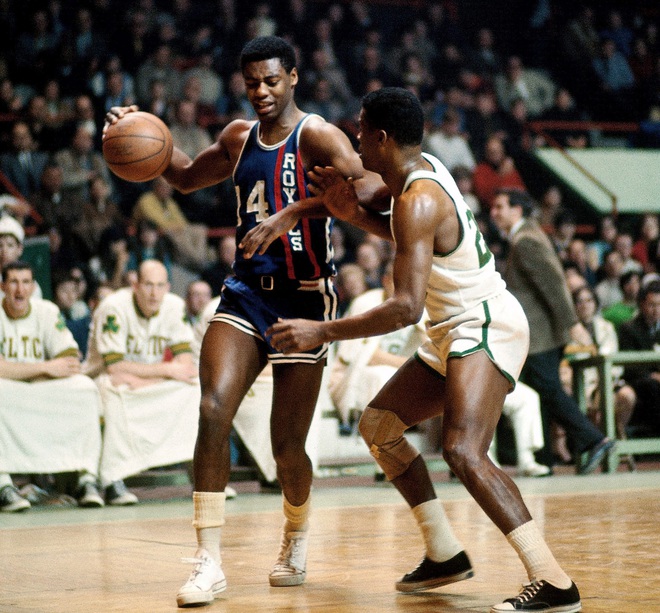 Wilt Chamberlain, LeBron James và top 10 màn chào sân ấn tượng nhất lịch sử NBA - Ảnh 8.