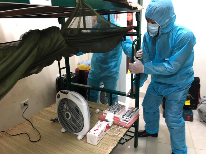 Nữ du học sinh H&agrave; Lan v&agrave; chia sẻ về những ch&uacute; bộ đội trong 14 ng&agrave;y c&aacute;ch ly tập trung: C&aacute;i d&aacute;ng c&uacute;i gập người cảm ơn đồng b&agrave;o khiến ai cũng rơi nước mắt - Ảnh 7.