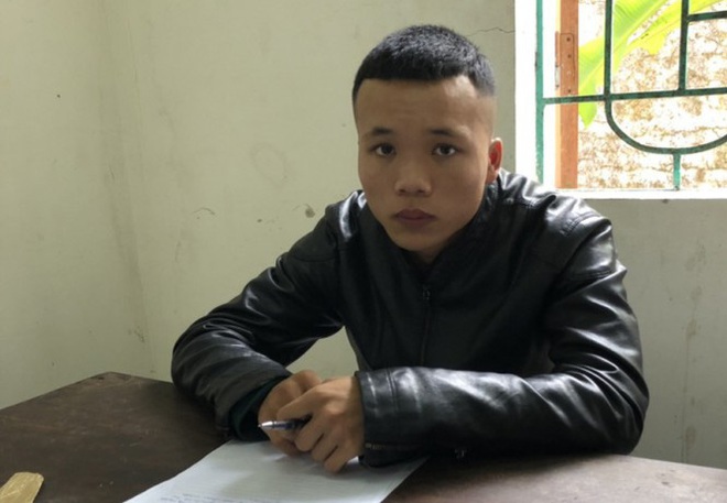 Bắt đối tượng &ldquo;săn&rdquo; phụ nữ đi xe để cướp giật, h&eacute; lộ năm 14 tuổi đ&aacute;nh b&agrave; nội cướp v&agrave;ng - Ảnh 1.