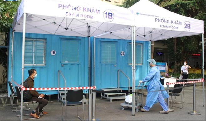 TPHCM: Người d&acirc;n phải khai b&aacute;o y tế khi đến bệnh viện - Ảnh 1.