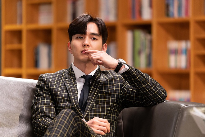 Tiểu So Ji Sub Yoo Seung Ho leo top tìm kiếm Naver vì bộ ảnh hậu trường mới: Tăng cân xong còn soái, ngầu hơn mới lạ! - Ảnh 2.