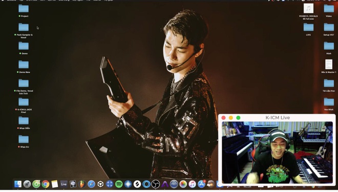 K-ICM livestream chứng minh khả năng s&aacute;ng t&aacute;c kh&ocirc;ng phải dạng vừa nhưng file K-ICM & Jack final tr&ecirc;n m&agrave;n h&igrave;nh m&aacute;y t&iacute;nh lại g&acirc;y t&ograve; m&ograve; hơn hết - Ảnh 4.