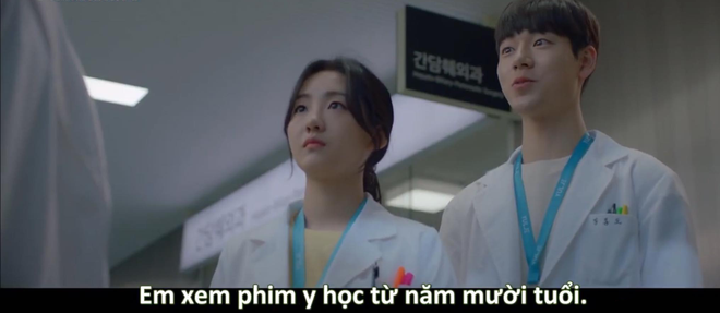 Chết cười với cameo bất đắc dĩ ở Hospital Playlist: Từ sư phụ Kim ở Người Thầy Y Đức tới bác sĩ bị ví như Thanos, ai chơi lại? - Ảnh 6.