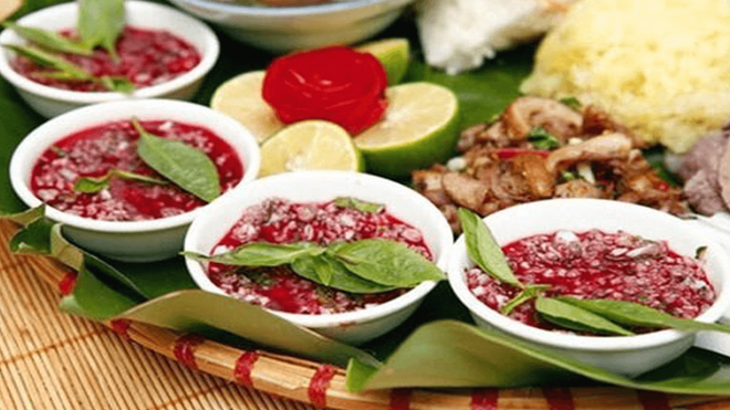Những món ăn sống kinh dị nhất Việt Nam: có món là đặc sản nổi tiếng nhưng vẫn khiến nhiều người “khiếp đảm” - Ảnh 6.