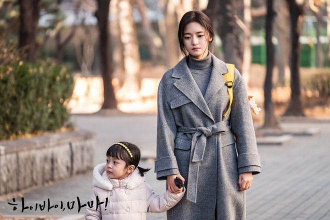 8 diễn viên phụ nổi bật phim Hàn đầu 2020: Kwon Nara gây tranh cãi dữ dội, chị đẹp Triều Tiên rút cạn nước mắt dân tình - Ảnh 3.
