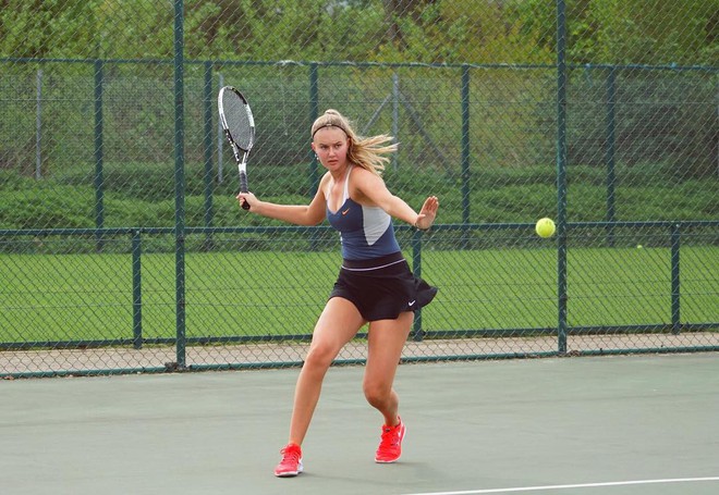 Những gương mặt xinh đẹp hứa hẹn thế chỗ Sharapova ở vị tr&iacute; hoa kh&ocirc;i l&agrave;ng banh nỉ - Ảnh 3.