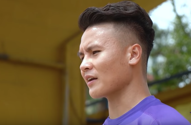 Cầu thủ Quang Hải chia sẻ việc thi đấu giữa m&ugrave;a dịch Covid-19: S&acirc;n b&oacute;ng kh&ocirc;ng c&oacute; kh&aacute;n giả - Ảnh 5.