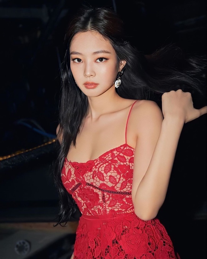 Bộ 3 nữ thần rich kid hot nhất Kbiz Jennie, Mina, Krystal: Đẹp, sang đến từng hơi thở, xuất thân hào môn, cá kiếm tiền tỷ - Ảnh 25.