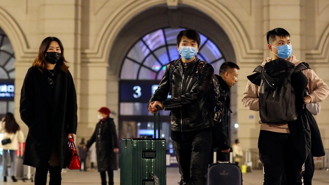 Những người con Vũ H&aacute;n bắt đầu trở về qu&ecirc; hương: T&ocirc;i nghĩ Vũ H&aacute;n giờ c&ograve;n an to&agrave;n hơn - Ảnh 1.