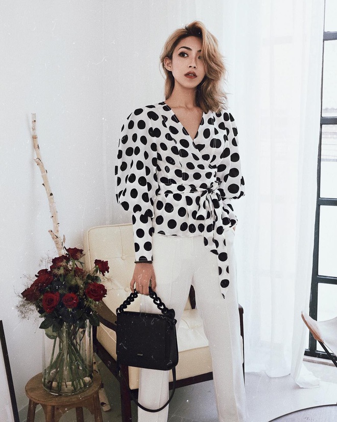 &Aacute;o blouse kiểu qu&yacute; tộc đang được hội chị em sao H&agrave;n m&ecirc; mệt, b&aacute;nh b&egrave;o l&agrave; thế nhưng l&ecirc;n đồ lại sang chảnh kh&oacute; tin - Ảnh 11.
