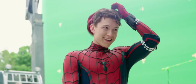 Người Nhện Tom Holland hồn nhiên khoe thói “ăn cắp” đạo cụ phim Marvel, ông chú Người Sắt cũng bị “móc” sạch! - Ảnh 5.