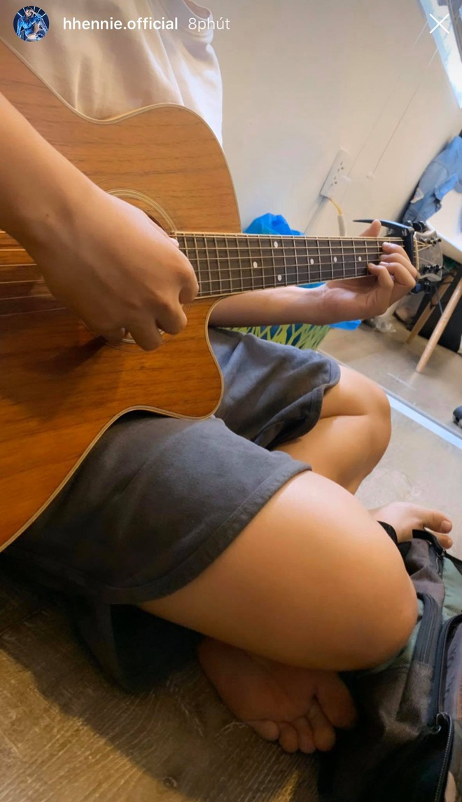 HHen Ni&ecirc; lần đầu khoe ảnh bạn trai, động th&aacute;i ng&agrave;y c&agrave;ng r&otilde; r&agrave;ng thế n&agrave;y bao giờ mới c&ocirc;ng khai? - Ảnh 2.