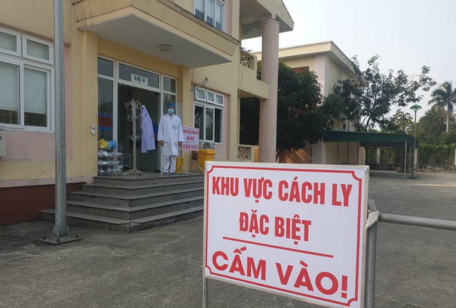 Nh&acirc;n vi&ecirc;n gara &ocirc; t&ocirc; qu&ecirc; Nghệ An &acirc;m t&iacute;nh với Covid-19 - Ảnh 1.