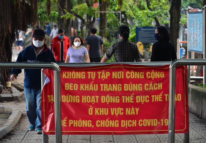 Hà Nội yêu cầu xử lý nghiêm các vi phạm liên quan đến phòng, chống dịch bệnh Covid-19 - Ảnh 1.