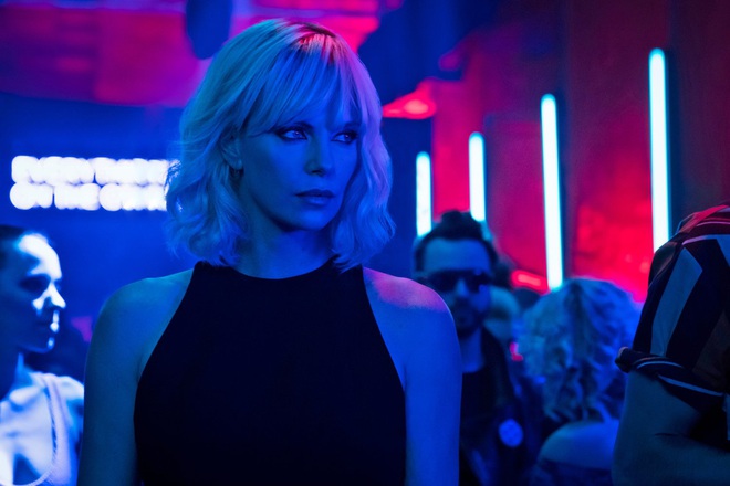 Chị đại Charlize Theron tái xuất cực bốc, đi làm gỏi từng bé một ở John Wick phiên bản nữ - Ảnh 2.