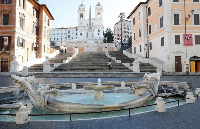 Italy gia hạn phong toả đến 3/5, T&acirc;y Ban Nha nới lỏng một số hạn chế​ - Ảnh 1.