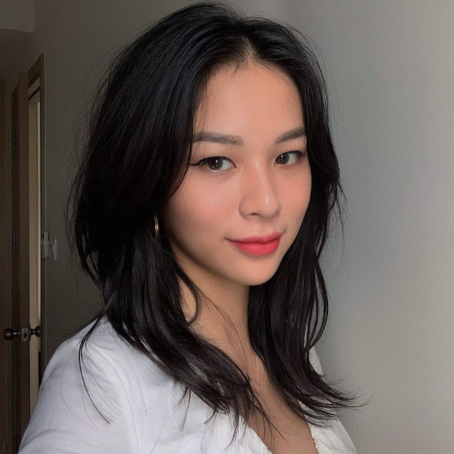 Mẹo thu nhỏ lỗ ch&acirc;n l&ocirc;ng của Ph&iacute; Phương Anh rất hữu &iacute;ch nhưng lại c&oacute; lỗi sai t&agrave;y trời n&ecirc;n chị em đừng vội học theo - Ảnh 1.