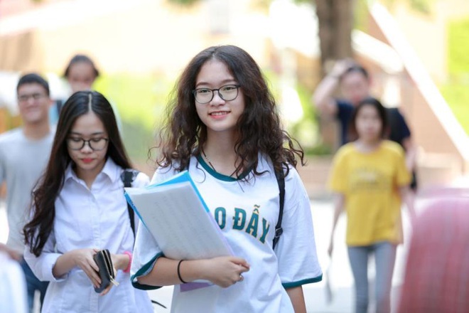 X&eacute;t tốt nghiệp THPT: Học sinh lo ngại t&igrave;nh trạng n&acirc;ng điểm, chạy điểm  - Ảnh 1.