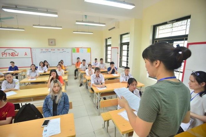 Xét tốt nghiệp THPT: Học sinh lo ngại tình trạng nâng điểm, chạy điểm - Ảnh 2.
