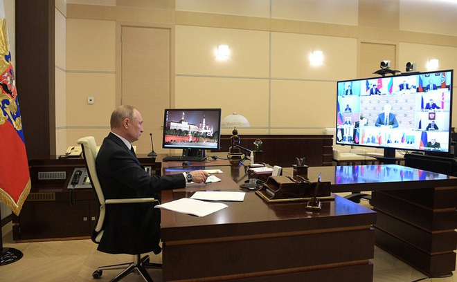 Tổng thống Nga:​ Dịch Covid-19 đang thay đổi theo hướng xấu - Ảnh 1.
