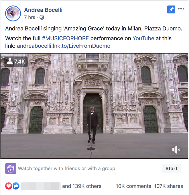 Xúc động trước màn trình diễn trực tuyến gây bão MXH của danh ca người Ý Andrea Bocelli: Thánh đường không khán giả nhưng kết nối và chữa lành hàng triệu trái tim - Ảnh 4.