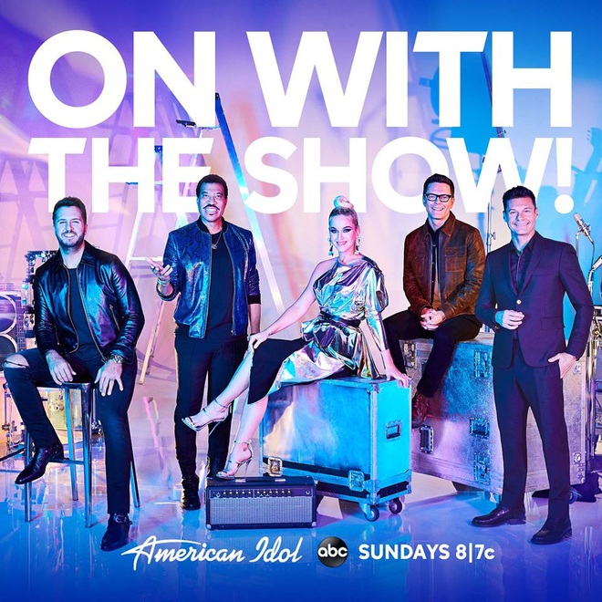 Ảnh hưởng của đại dịch Covid-19, American Idol tổ chức thi hát tại gia nhằm tránh bị gián đoạn - Ảnh 1.