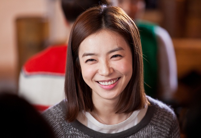 Dàn sao bom tấn 19+ Thế Giới Hôn Nhân: Chị đại chuyên trị phim ngoại tình có át vía được bản sao của Song Hye Kyo? - Ảnh 15.