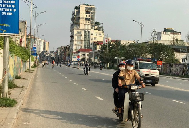 Năm nay nắng n&oacute;ng kỷ lục, mưa lũ rất phức tạp - Ảnh 1.