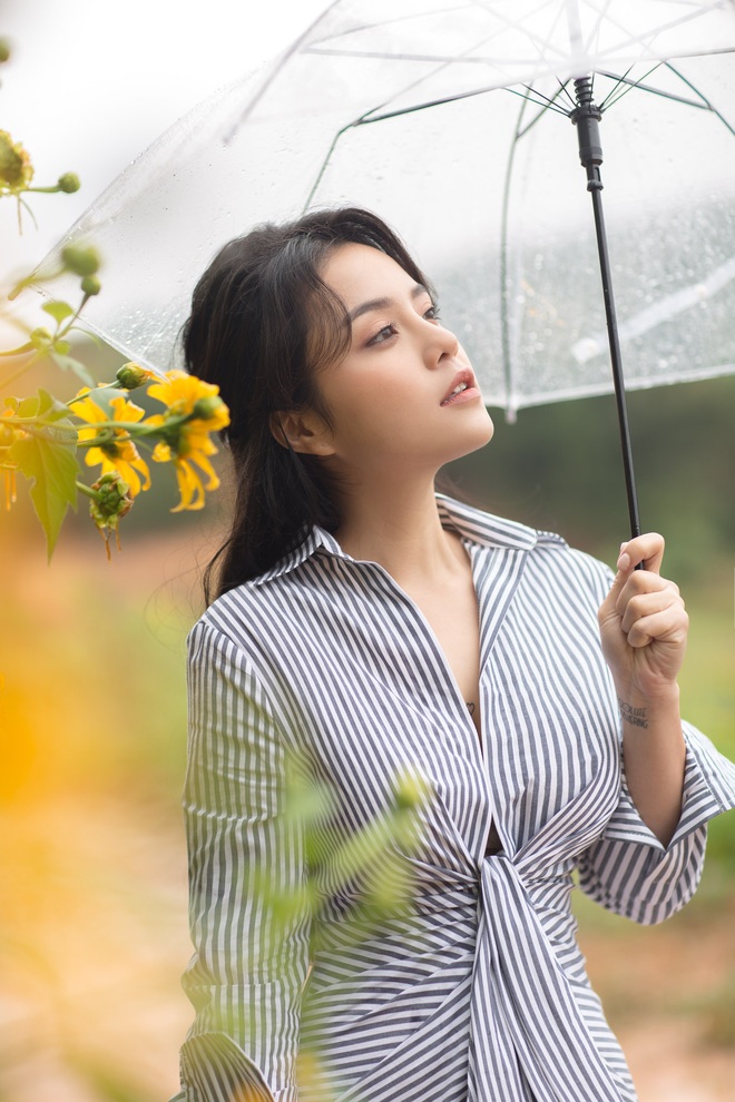 Tối nay nếu không có việc gì, hãy nghe Thái Trinh mơ màng với loạt hit acoustic, lần đầu trải lòng về cách vực dậy sau biến cố tình yêu - Ảnh 2.