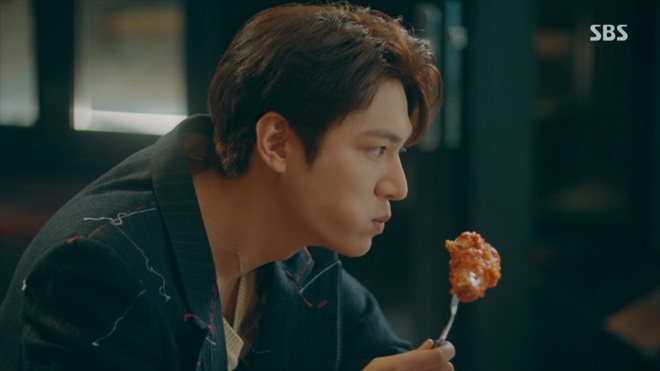 Ti&ecirc;u sạch kim cương xong, Kim ph&acirc;n Lee Min Ho mặt d&agrave;y đ&ograve;i crush l&agrave;m ho&agrave;ng hậu để được bao nu&ocirc;i ở tập 2 Qu&acirc;n Vương Bất Diệt? - Ảnh 6.