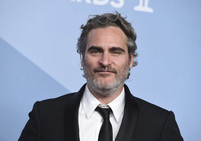 Chuyện lạ có thật: Joker Joaquin Phoenix suýt nữa đóng Batman, từ người hùng hóa ác nhân chỉ trong gang tấc - Ảnh 1.