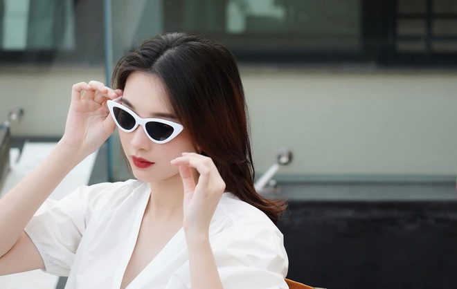 Đặng Thu Thảo qua ống k&iacute;nh &ocirc;ng x&atilde;: Ng&agrave;y c&agrave;ng đẹp muốn xỉu, nhưng vị tr&iacute; đặt khung h&igrave;nh mới g&acirc;y ch&uacute; &yacute; - Ảnh 2.