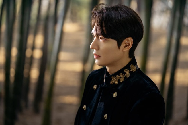“Quân Vương Bất Diệt” Lee Min Ho - Bị chê diễn xuất một màu nhưng 10 năm chưa bao giờ hết “nóng” - Ảnh 19.