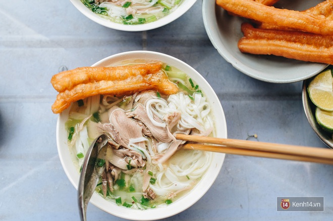 Đi từ h&agrave;ng qu&aacute;n đến từng b&agrave;n ăn của mỗi nh&agrave;, phở ng&agrave;y c&agrave;ng khẳng định vị tr&iacute; của nền ẩm thực Việt Nam - Ảnh 2.