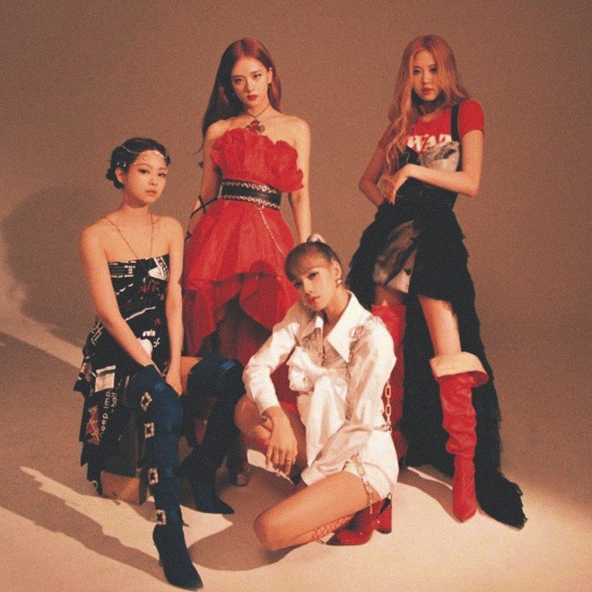 HOT: BLACKPINK ch&iacute;nh thức kết hợp trong album mới của Lady Gaga, l&agrave; bước đệm cho m&agrave;n comeback b&ugrave;ng nổ? - Ảnh 3.