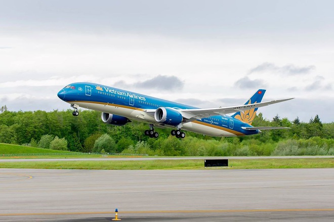 Vietnam Airlines và Vinpearl đề xuất tặng 5.000 kỳ nghỉ trọn gói tri ân lực lượng y tế tuyến đầu - Ảnh 1.