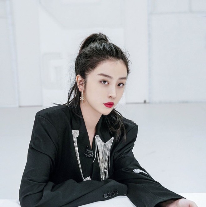 Fan chơi kh&ocirc; m&aacute;u đưa idol debut: Lưu Vũ H&acirc;n nhận tới 17 tỷ đồng tiền quy&ecirc;n g&oacute;p, bỏ xa Th&aacute;nh lố ph&aacute;t cuồng v&igrave; Lisa - Ảnh 13.