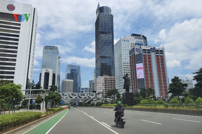 Jakarta kéo dài giới hạn xã hội quy mô lớn tới hết tháng lễ Ramadan - Ảnh 1.