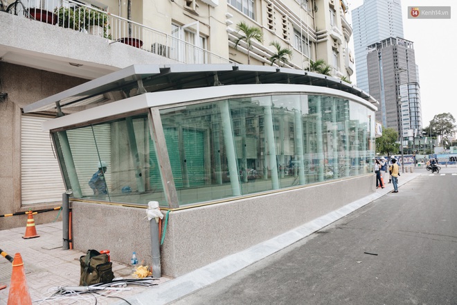 Ga ngầm Metro đầu tiên được hoàn thành ở Sài Gòn: Ngỡ như “thiên đường” dưới lòng đất, thiết kế theo kiến trúc của Nhà hát Thành phố - Ảnh 3. Ga ngầm Metro đầu tiên được hoàn thành ở Sài Gòn: Ngỡ như “thiên đường” dưới lòng đất, thiết kế theo kiến trúc của Nhà hát Thành phố - Ảnh 3.