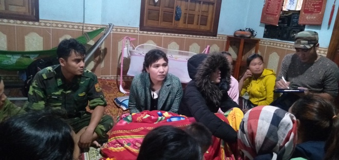 Ảnh: 20 giờ tr&egrave;o đ&egrave;o, lội suối t&igrave;m kiếm 2 c&ocirc; g&aacute;i bị lạc trong rừng s&acirc;u - Ảnh 8.