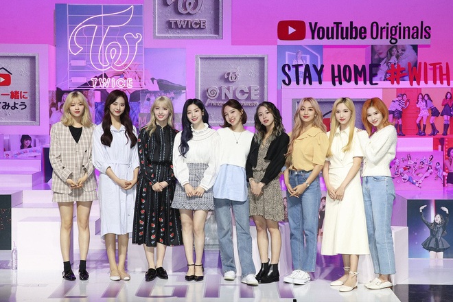 Các mỹ nhân Twice đồng loạt đổi tóc mới: Tzuyu max xinh nhưng kéo đến Sana – Nayeon mới bất ngờ - Ảnh 1.